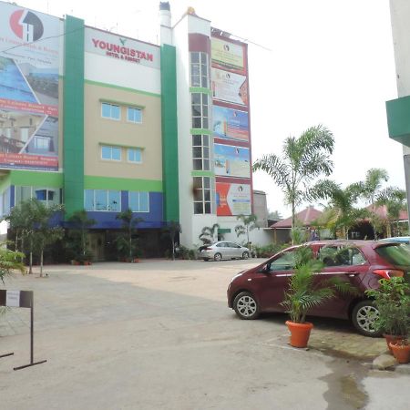 Om Leisure Hotel - Bbsr Bhubaneswar Dış mekan fotoğraf