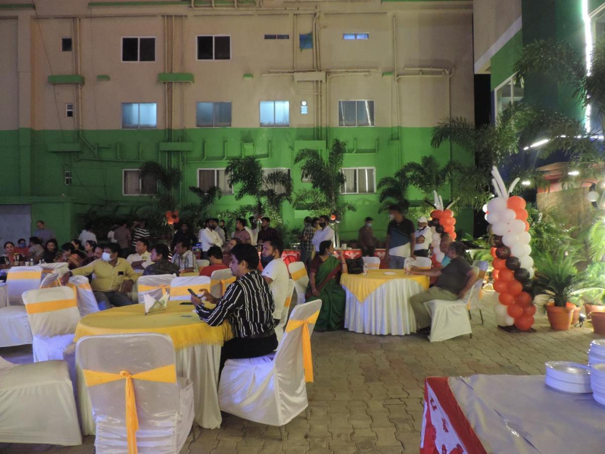 Om Leisure Hotel - Bbsr Bhubaneswar Dış mekan fotoğraf