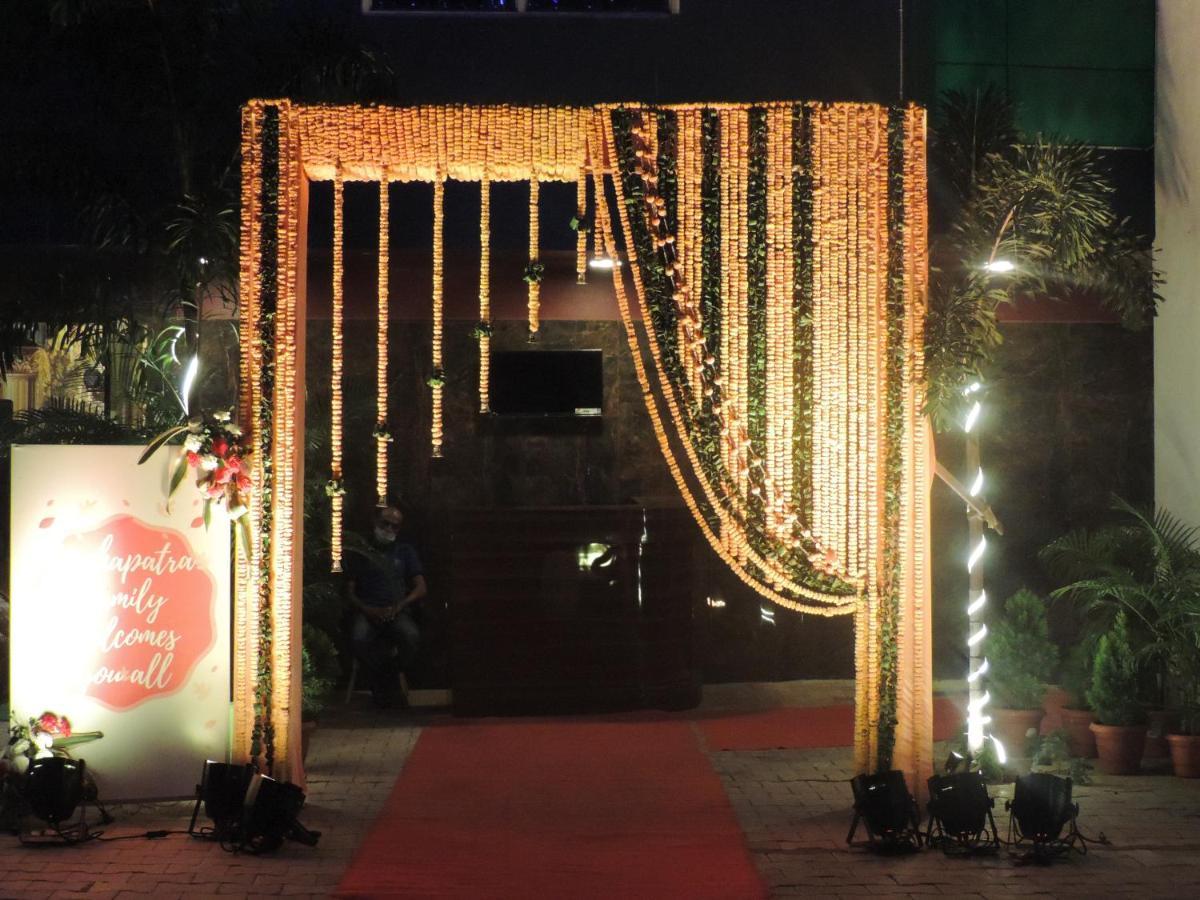 Om Leisure Hotel - Bbsr Bhubaneswar Dış mekan fotoğraf